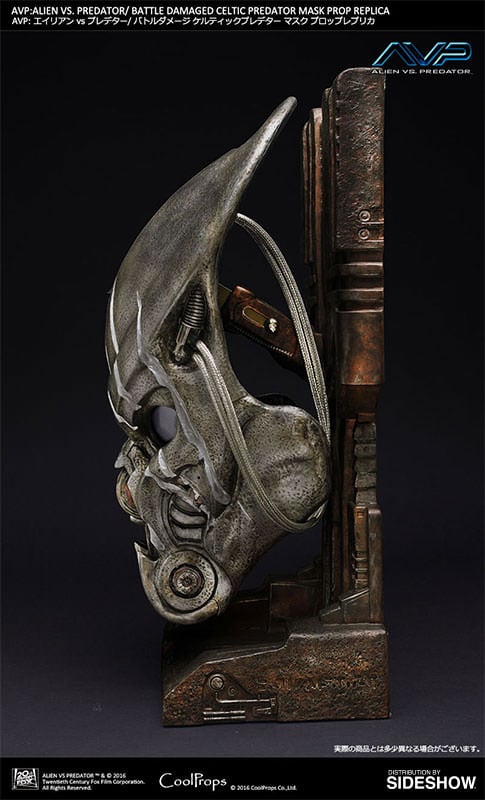 10500-battle-damaged-celtic-predator-mask-1.jpg
