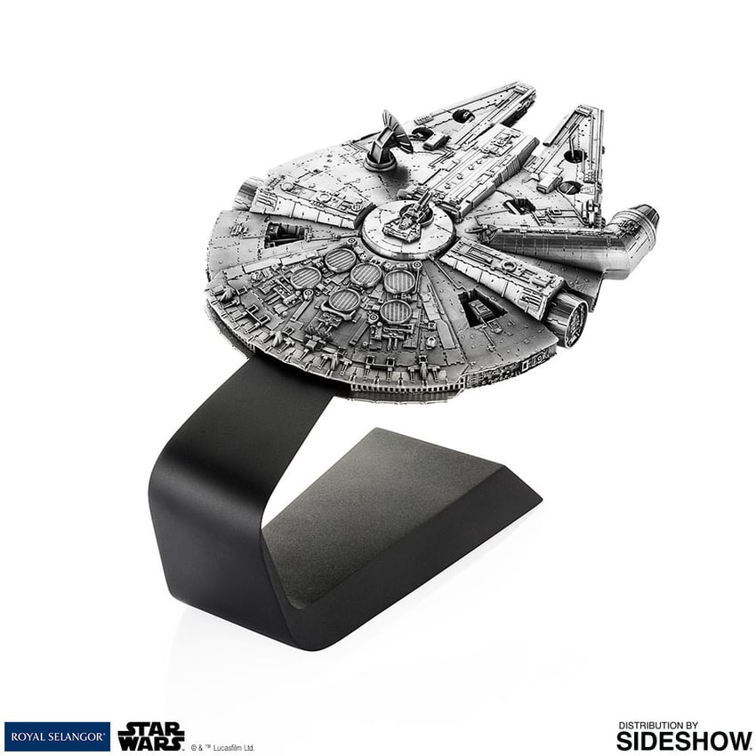 Millennium Falcon 1 11002-millennium-falcon-1.jpg
