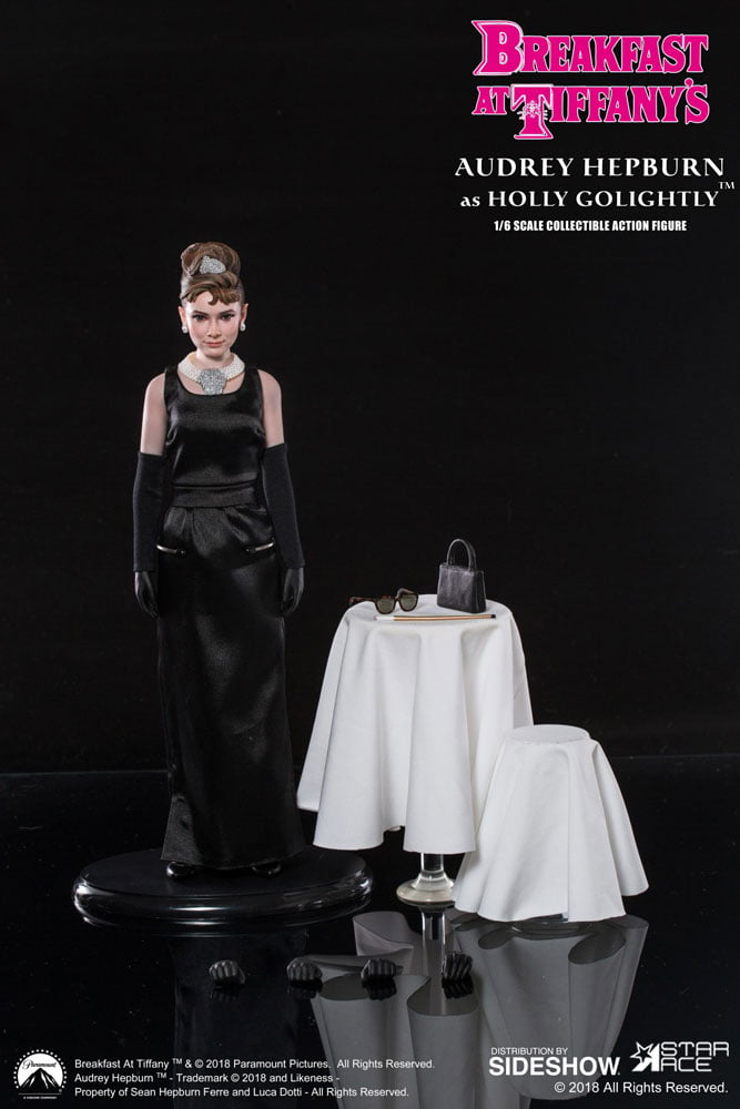 Audrey Hepburn as Holly Golightly Deluxe Version