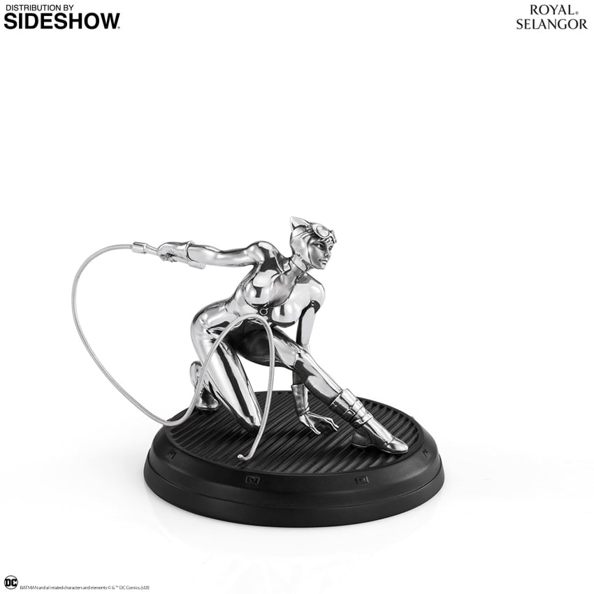 11313-catwoman-figurine-1.jpg