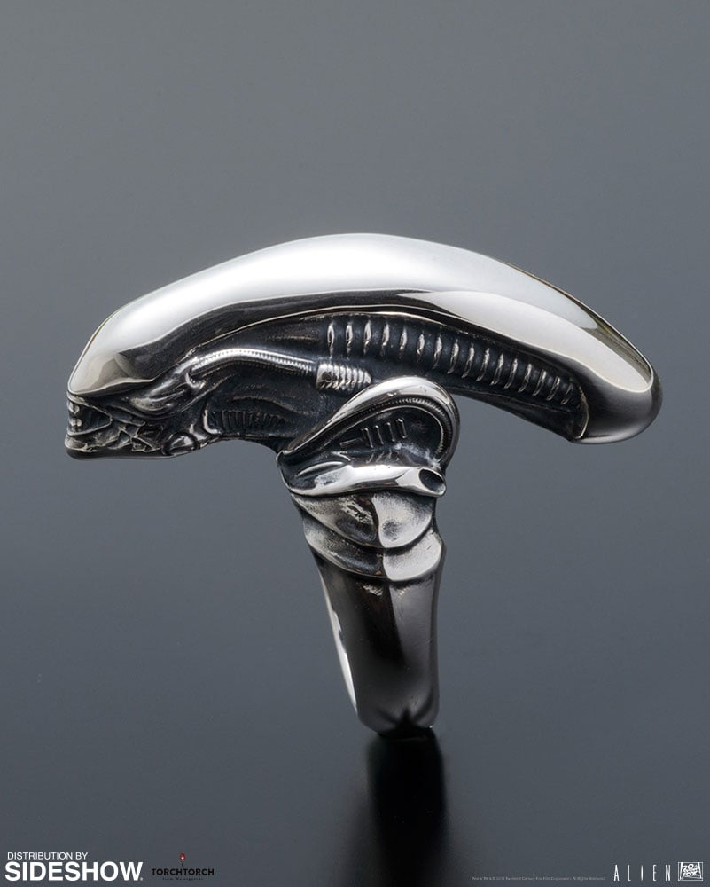 11414-alien-big-chap-silver-ring-1.jpg