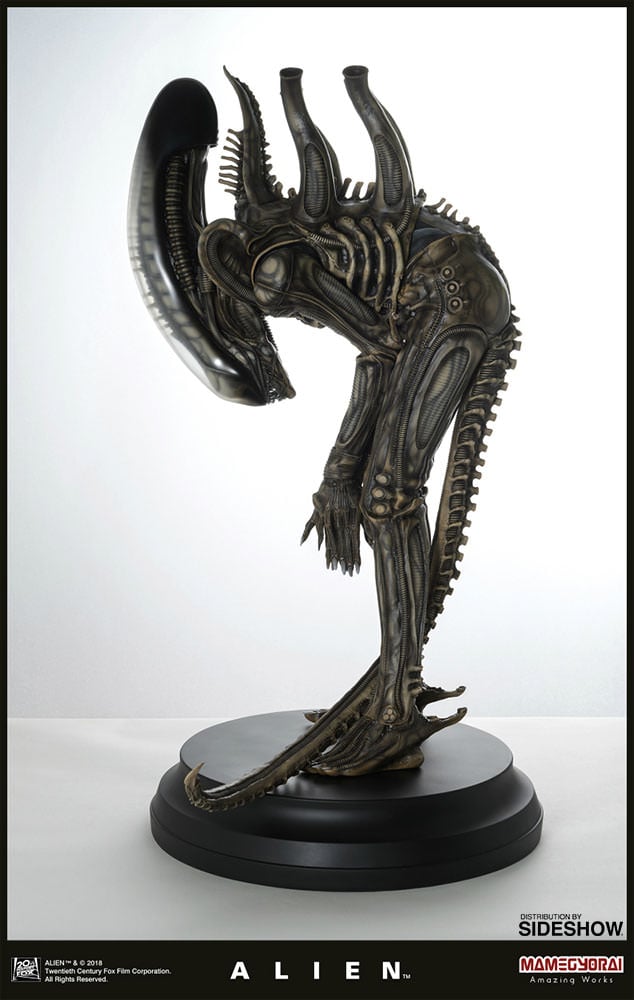 11683-alien-big-chap-1.jpg