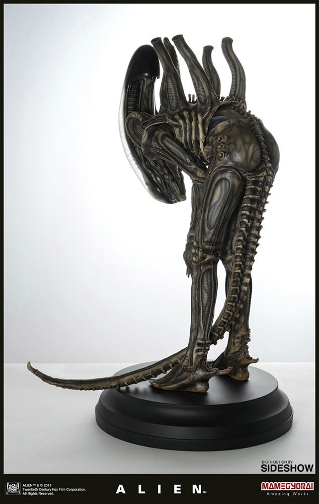 11683-alien-big-chap-1.jpg