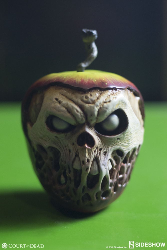 Court of the Dead Skull Apple