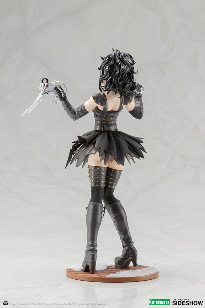 12115-edward-scissorhands-1.jpg