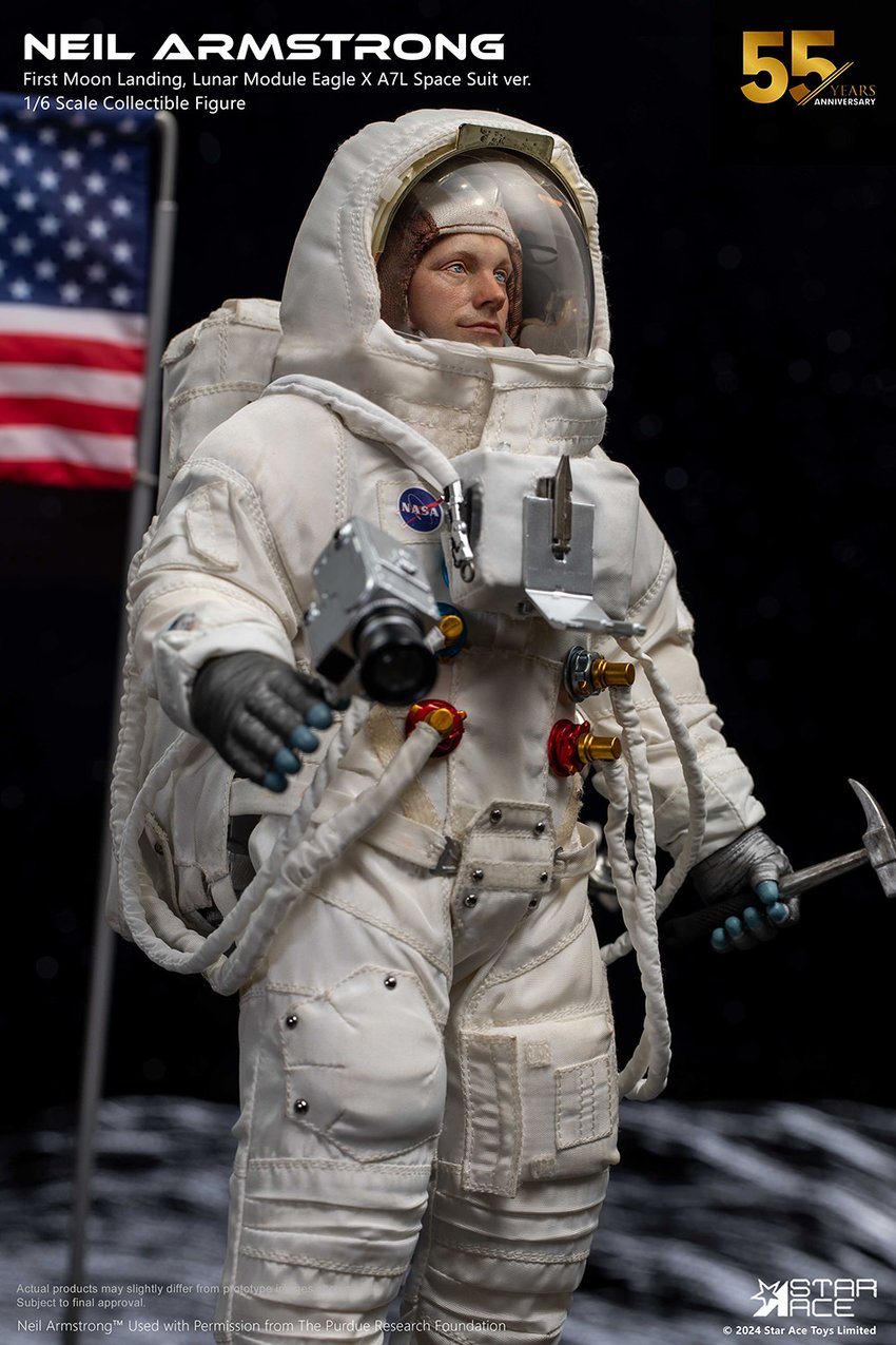 1270-neil-armstrong-deluxe-1.jpg