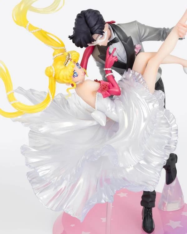 174-usagi-tuxedo-mask-moonlight-glow-edition–1.jpg