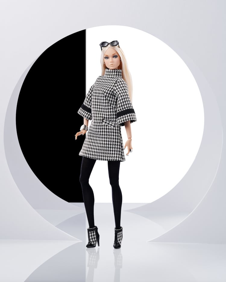 2288-checkmates-c-poppy-parker–1.jpg