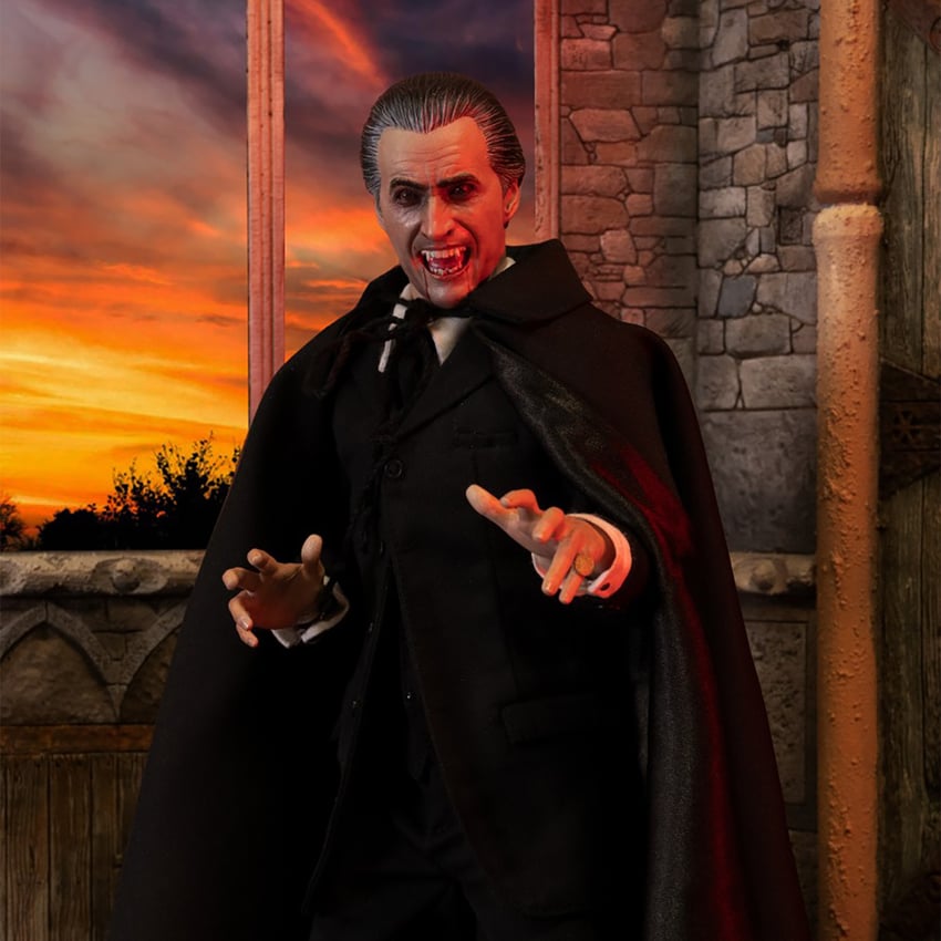 2859-christopher-lee-as-dracula-deluxe-1.jpg