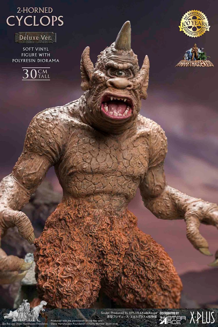 2931-2-horned-cyclops-deluxe-1.jpg