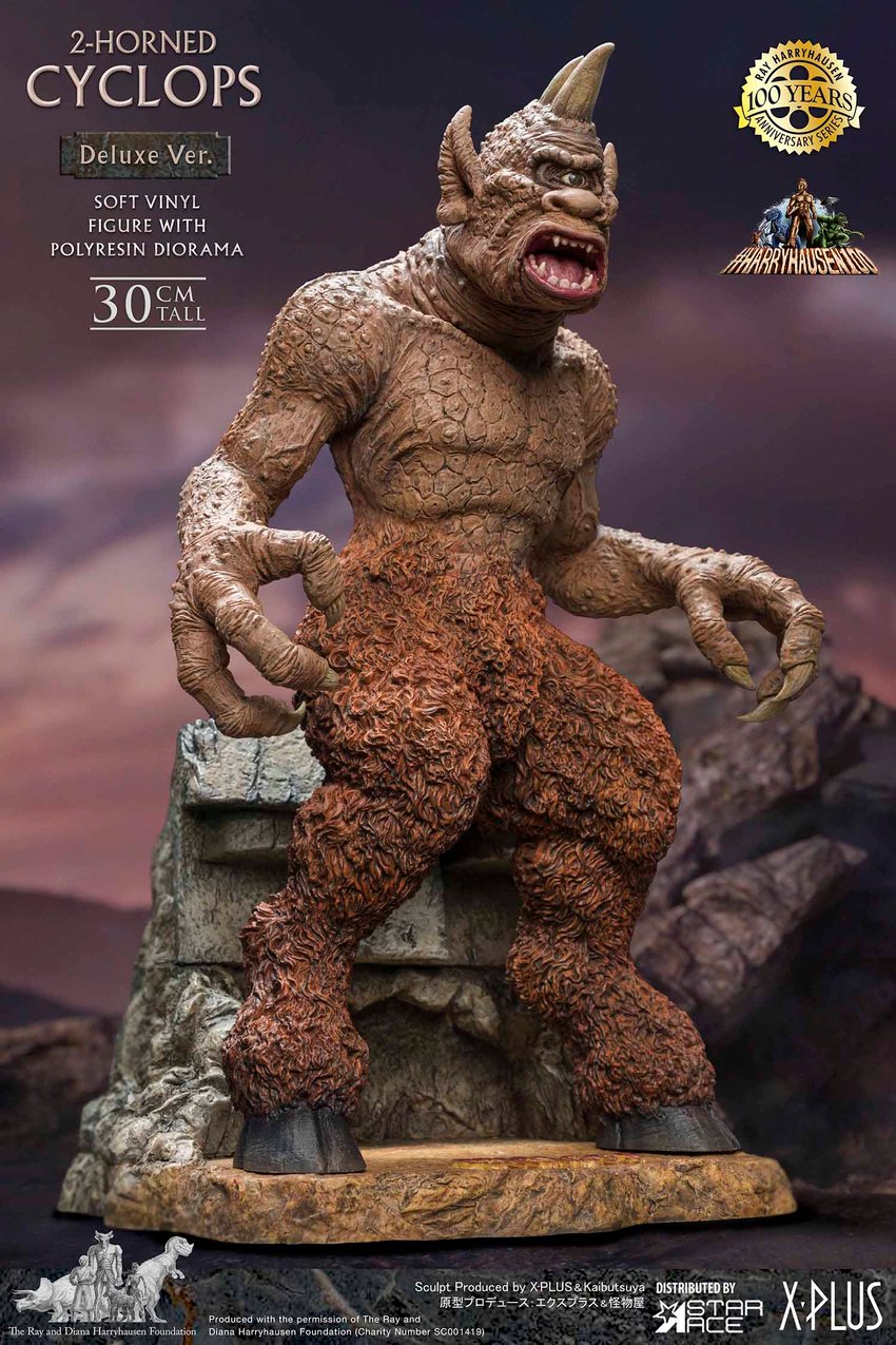 2931-2-horned-cyclops-deluxe-1.jpg