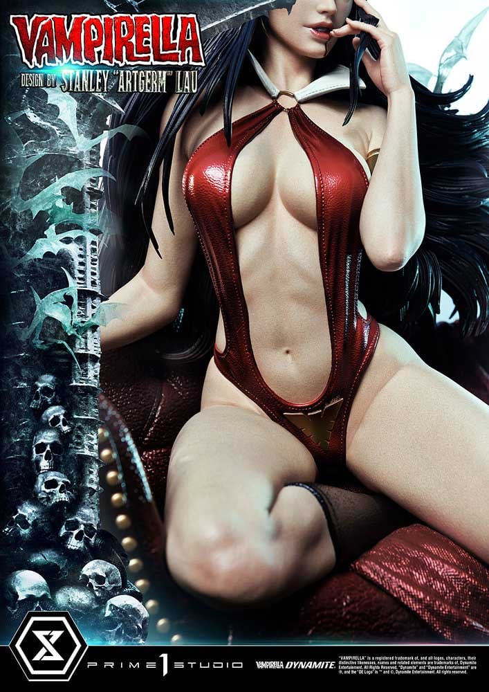 2940-vampirella-1.jpg
