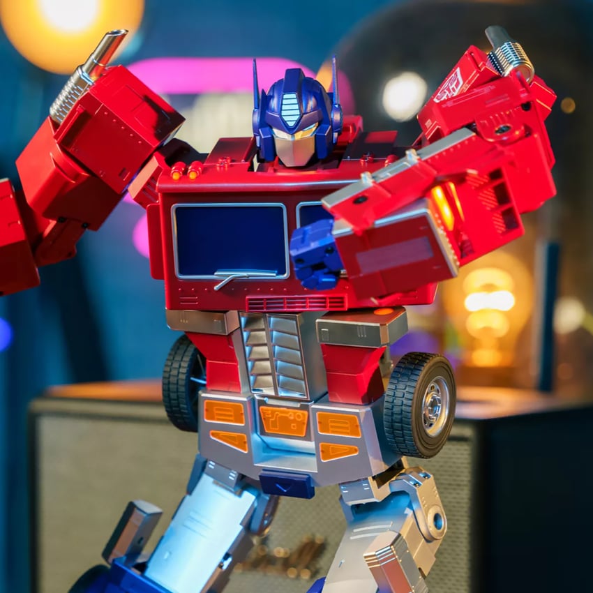 3523-optimus-prime-g1-elite-robot-1.jpg