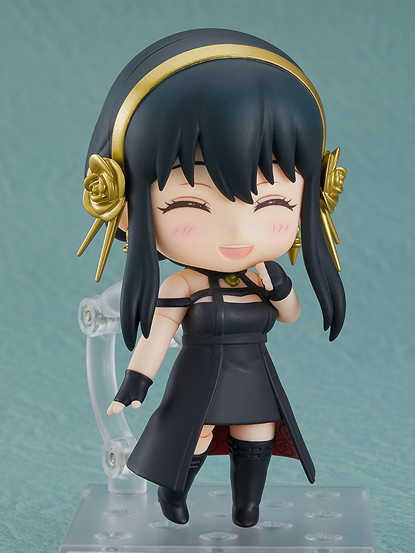 3608-yor-forger-nendoroid-1.jpg