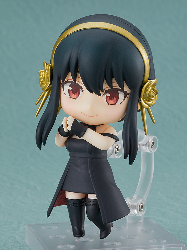 3608-yor-forger-nendoroid-1.jpg