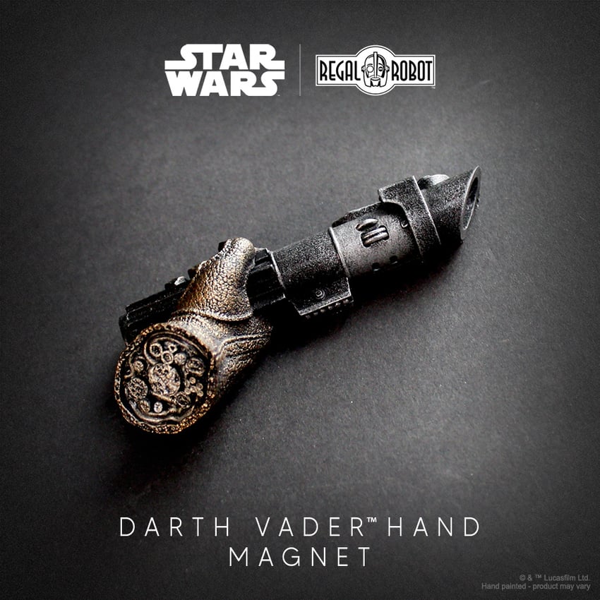 3662-darth-vader-hand-magnet-1.jpg
