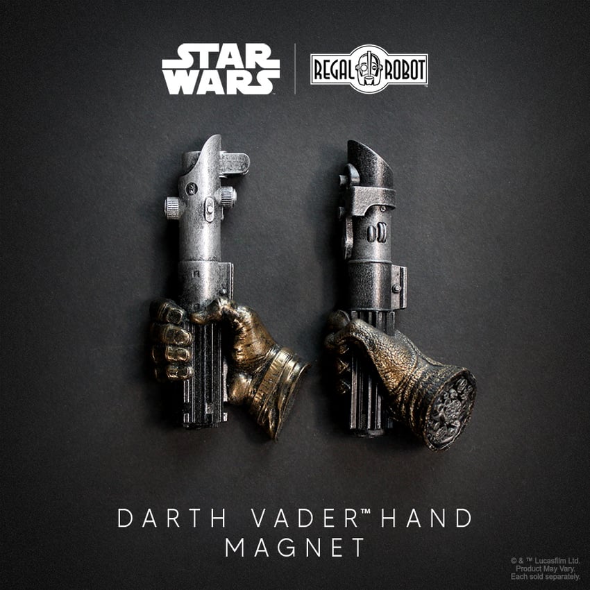 3662-darth-vader-hand-magnet-1.jpg