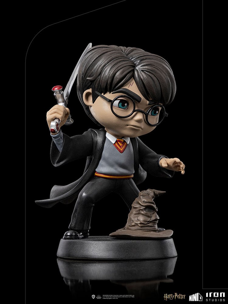 3777-harry-potter-with-sword-of-gryffindor-mini-co–1.jpg