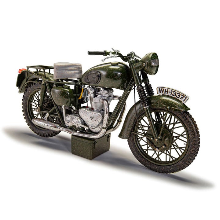 407-triumph-tr6-trophy-weathered-1.jpg