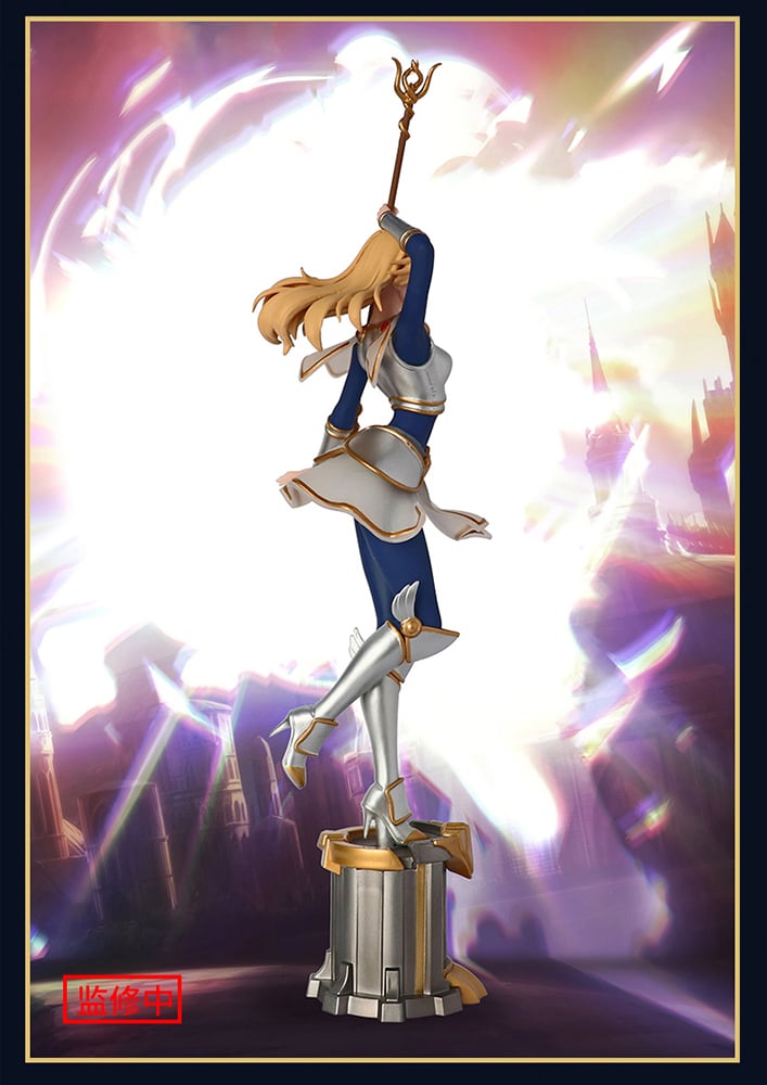 4221-lux-the-lady-of-luminosity-figure-pen-1.jpg