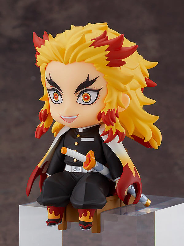 4394-kyojuro-rengoku-nendoroid-1.jpg