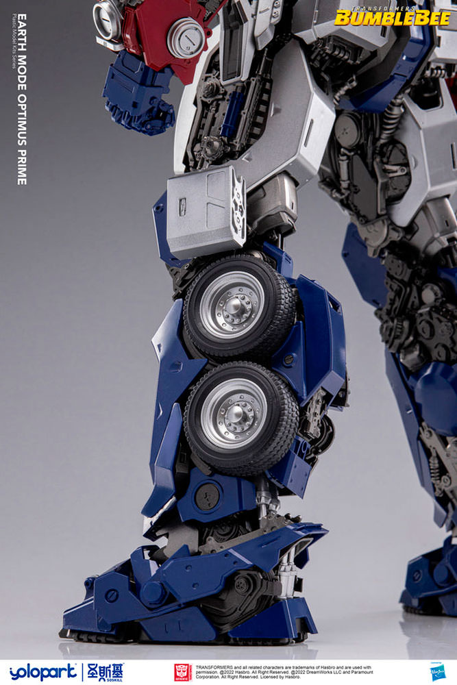 Earth Mode Optimus Prime