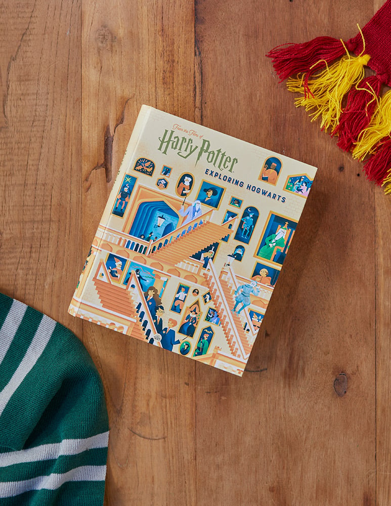 4958-exploring-hogwarts-puzzle-and-book-set-1.jpg