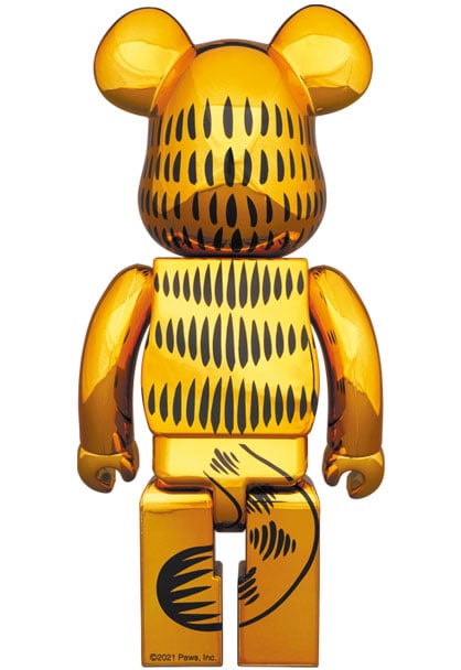 5693-bearbrick-garfield-gold-chrome-version-100-and-400–1.jpg