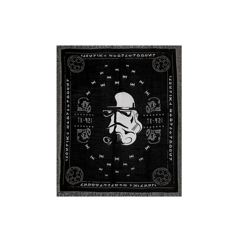6250-stormtrooper-throw-1.jpg