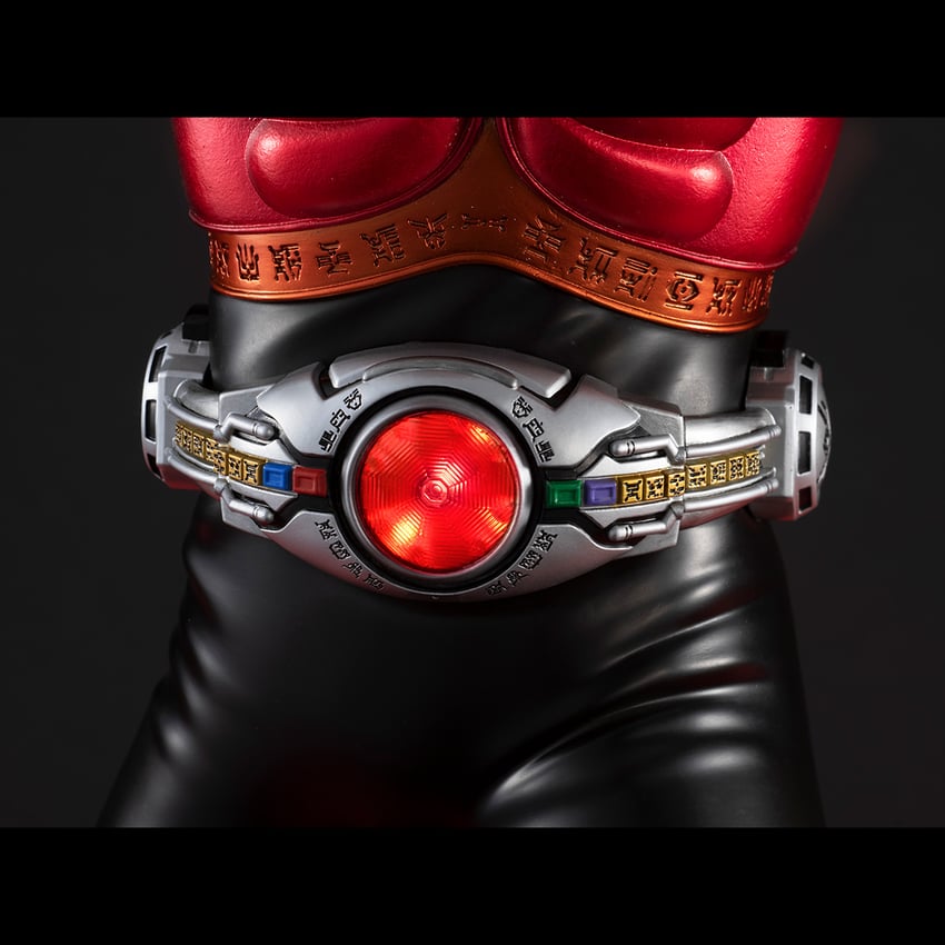 636-masked-rider-kuuga-mighty-form–1.jpg