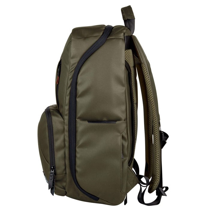 6910-halo-spartan-tech-backpack-1.jpg