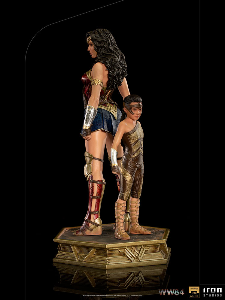 7049-wonder-woman-young-diana-1.jpg