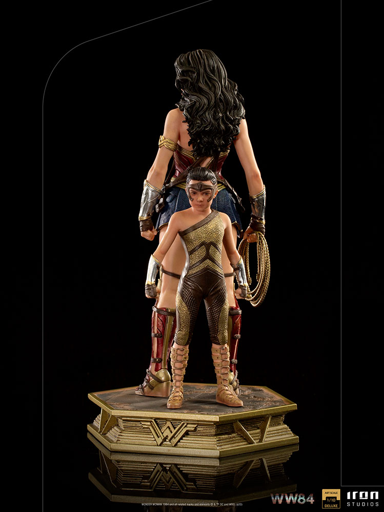 7049-wonder-woman-young-diana-1.jpg