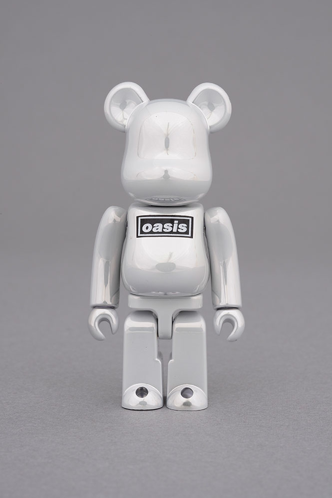 7055-be-rbrick-oasis-white-chrome-100-400–1.jpg