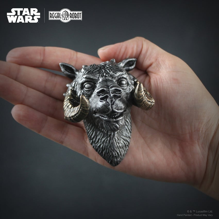 7095-han-solo-039-s-tauntaun-magnet-1.jpg