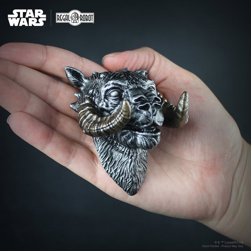 7095-han-solo-039-s-tauntaun-magnet-1.jpg
