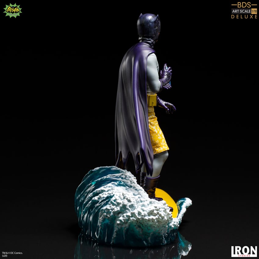 7213-batman-deluxe-1.jpg