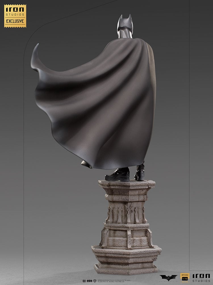 7214-batman-deluxe-1.jpg