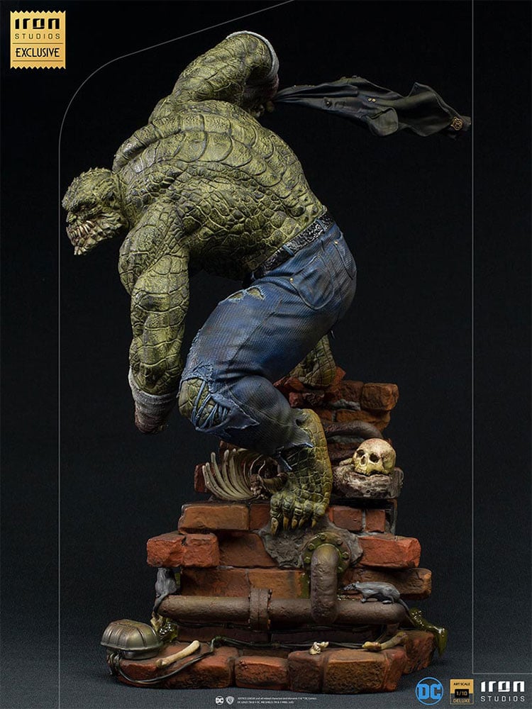 7215-killer-croc-deluxe-1.jpg
