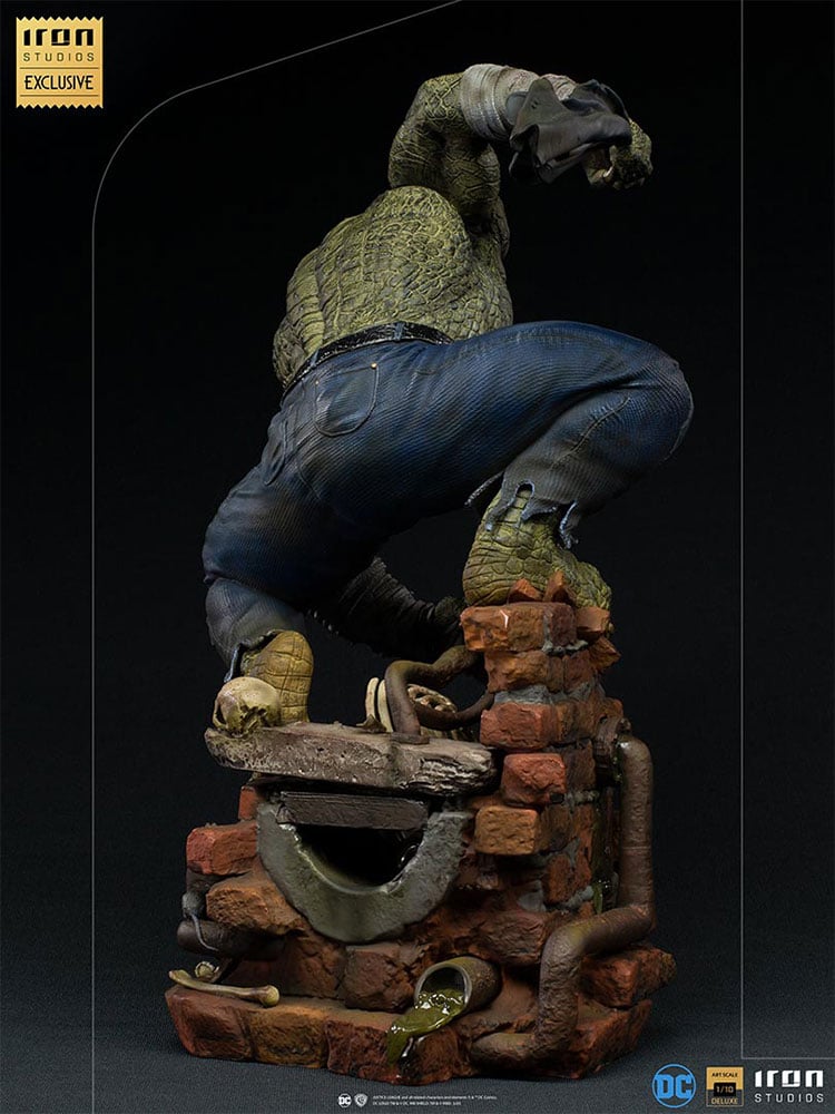 7215-killer-croc-deluxe-1.jpg