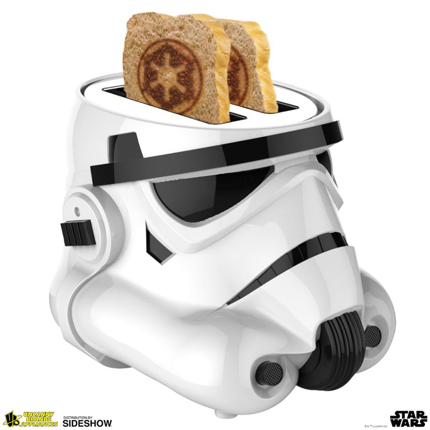 7433-stormtrooper-toaster-1.jpg