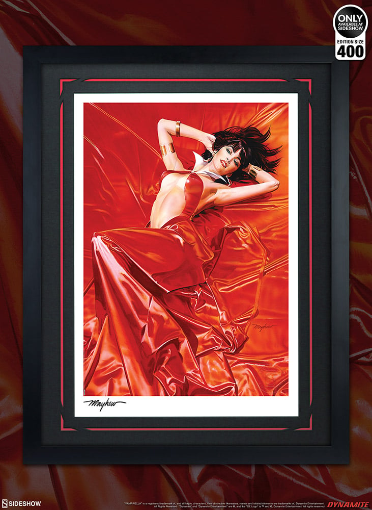 7508-vampirella-roses-for-the-dead-1.jpg