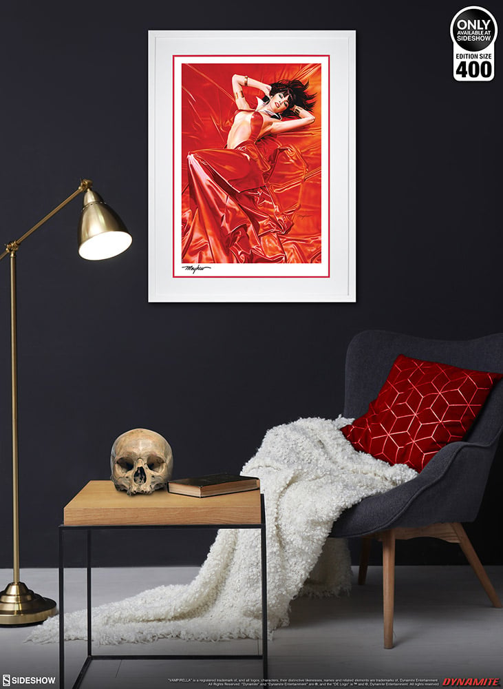 7508-vampirella-roses-for-the-dead-1.jpg