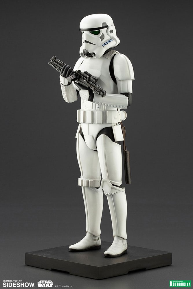 7890-stormtrooper-1.jpg