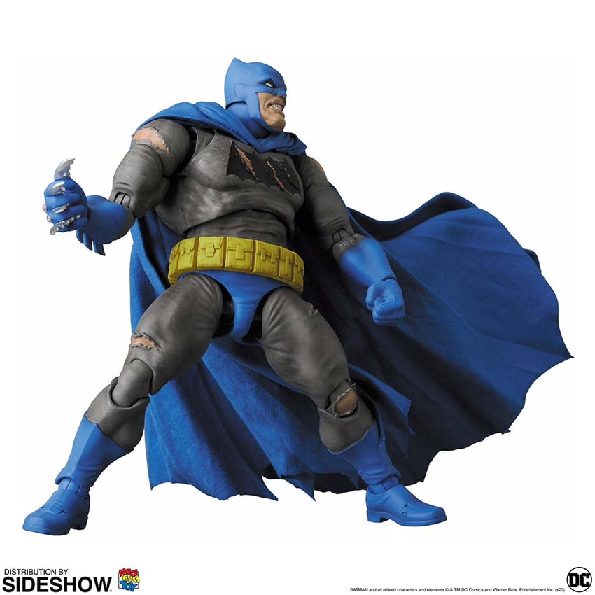 8082-batman-the-dark-knight-triumphant–1.jpg
