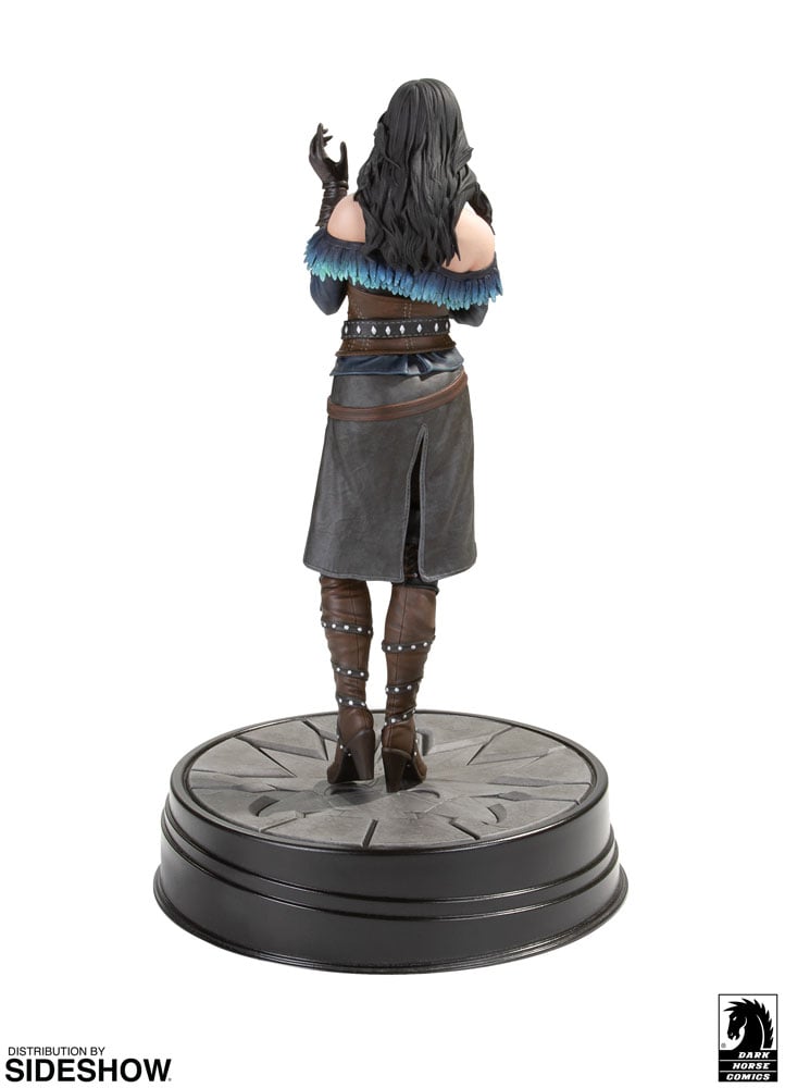 8194-yennefer-series-2–1.jpg