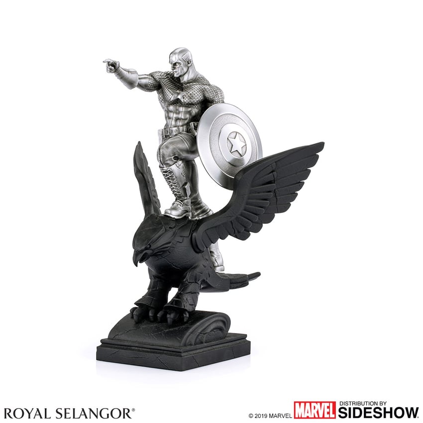 9020-captain-america-resolute-figurine-1.jpg