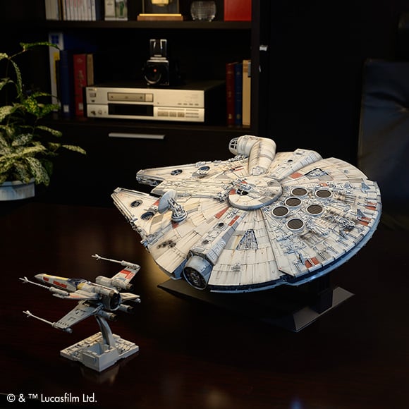 9048-millennium-falcon-1.jpg
